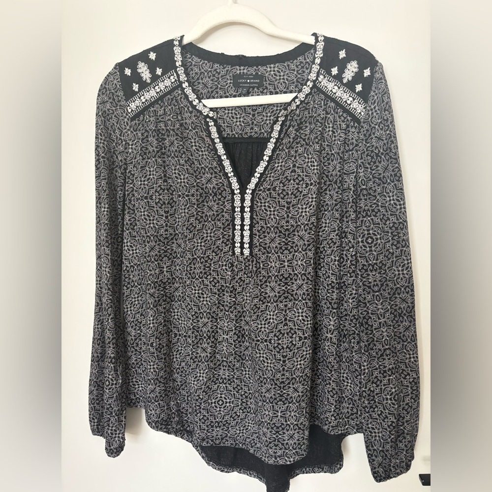 Lucky Brand Long Sleeve Monochrome Boho Peasant Embroidered Hippie Artsy Top M